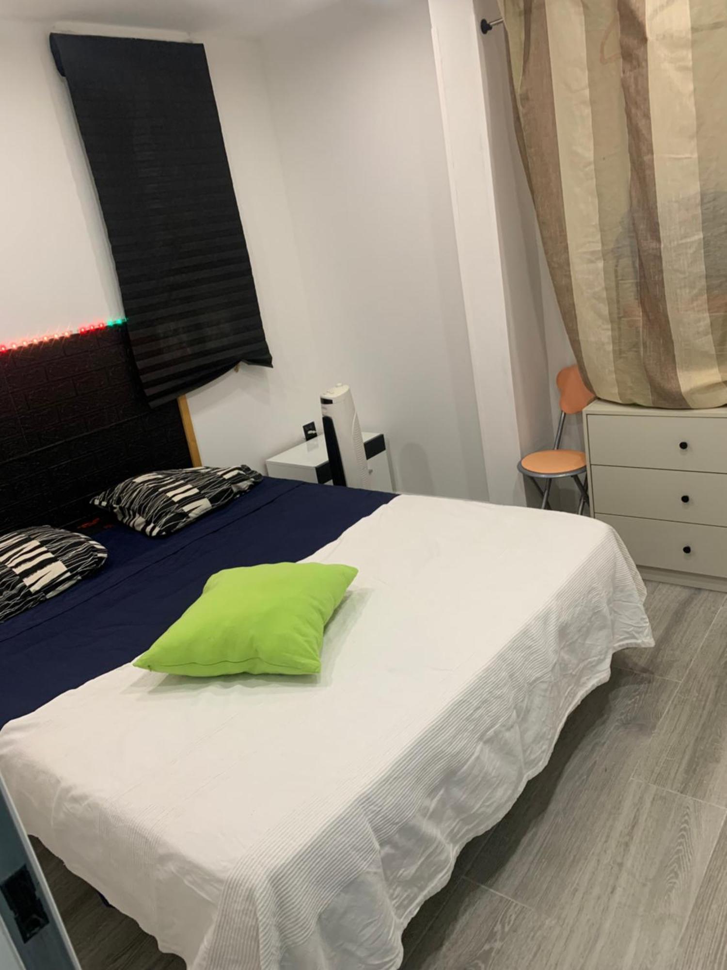 Apartamento Con Piscina Chiloeches Exterior foto